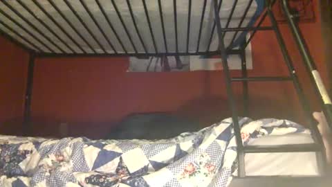 Snapshot of xxvizzyxx chatting on October 2025 07:47:02 AM Vizzy online show from October 2025 07:47:02 AM