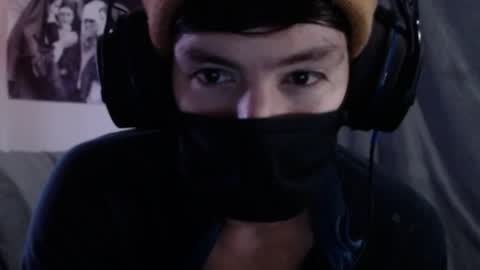 Snapshot of xxwhitefoxx chatting on September 2025 07:43:01 AM David Fox online show from September 2025 07:43:01 AM