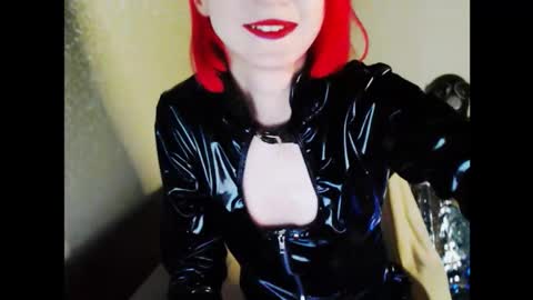 Snapshot of xxx_goddes_xxx chatting on December 2024 08:25:02 PM Andariel online show from December 2024 08:25:02 PM