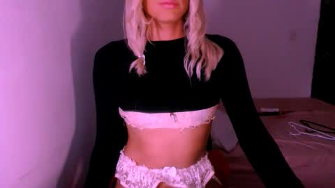 Chiara online show from November 2025 06:17:02 AM