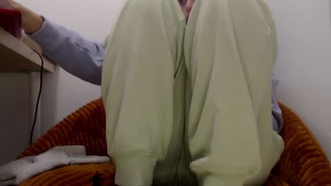 Snapshot of xxxbellalola chatting on January 2025 06:37:02 PM Lola online show from January 2025 06:37:02 PM