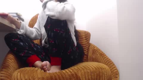 Snapshot of xxxbellalola chatting on February 2025 12:12:01 PM Lola online show from February 2025 12:12:01 PM