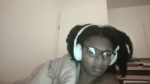 Snapshot of xxxdanidoomsdayxxx chatting on May 2026 11:35:02 PM Danielle online show from May 2026 11:35:02 PM