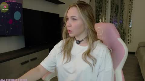Snapshot of xxxhoneyxx chatting on May 2026 11:12:01 PM Onlyfanz online show from May 2026 11:12:01 PM