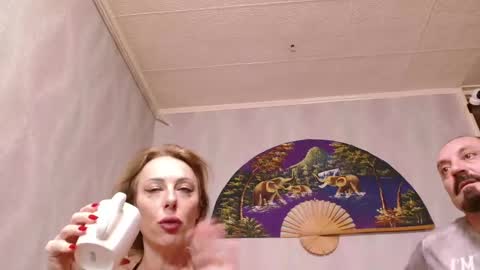Snapshot of xxxkinkycpl chatting on March 2025 12:01:01 PM isa and gonzo online show from March 2025 12:01:01 PM
