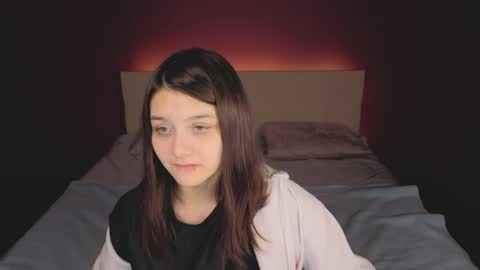 foxy online show from May 2026 01:10:02 AM