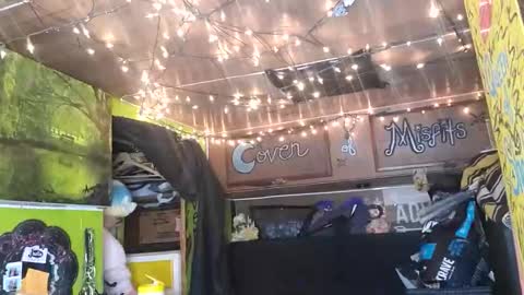 XXXQueenMandyDickenz online show from November 2025 11:47:02 PM