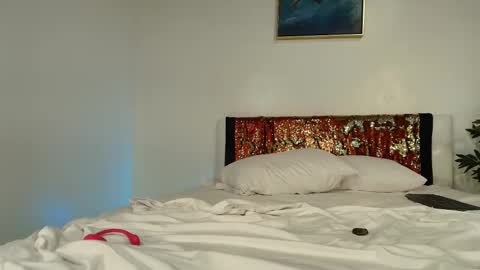 Lil Luna online show from January 2025 01:31:01 AM