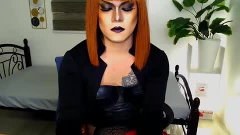 Snapshot of xyournightmarequeenx chatting on May 2026 11:10:01 PM QueenMarina online show from May 2026 11:10:01 PM