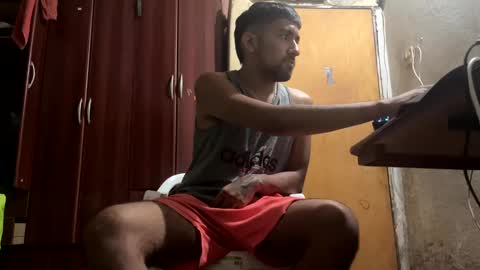 Snapshot of y0ungwithbrowndick chatting on January 2025 11:17:01 AM BROWN DICK online show from January 2025 11:17:01 AM