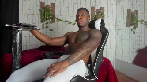 yacksson_lawrence online show from October 2025 03:01:02 AM