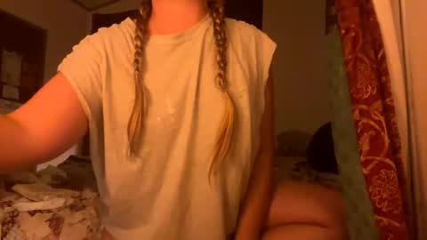 yagirlpeachezzz online show from February 2026 07:08:01 AM