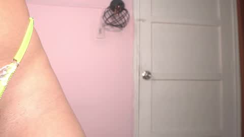 petronila online show from October 2025 12:00:02 AM