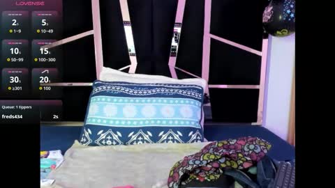 Yahaira online show from October 2025 03:07:01 PM