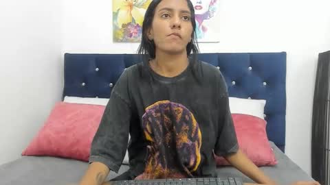 yaiza_sexylovee online show from January 2026 12:13:01 AM