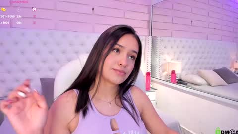 Snapshot of yaky_ chatting on January 2025 08:21:02 PM Yakeline online show from January 2025 08:21:02 PM