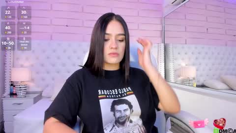 Snapshot of yaky_ chatting on January 2025 08:38:02 PM Yakeline online show from January 2025 08:38:02 PM