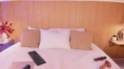 Snapshot of yalezka_ chatting on June 2026 04:30:02 AM Yalezka online show from June 2026 04:30:02 AM