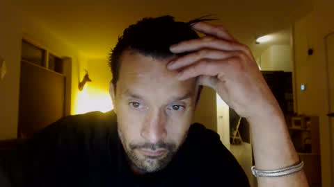 Snapshot of yallayalla1806 chatting on November 2025 05:59:01 PM yallayalla1806 online show from November 2025 05:59:01 PM