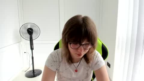 Sofia online show from June 2026 06:18:01 AM