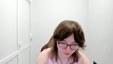 Sofia online show from June 2026 06:19:01 AM