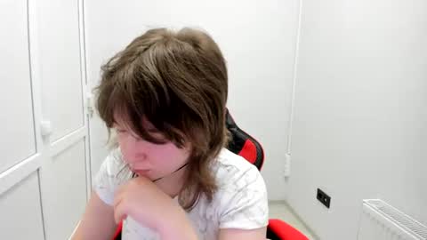 Sofia online show from July 2026 07:03:01 AM
