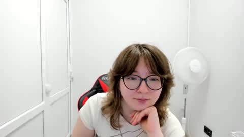 Sofia online show from July 2026 07:01:02 AM
