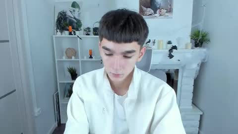 yamitwink online show from November 2025 08:22:02 PM