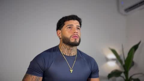 yamp sambrano online show from November 2025 10:52:01 PM