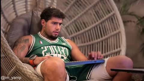 yamp sambrano online show from February 2026 11:39:02 PM