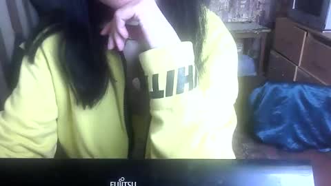 Snapshot of yanafiesta chatting on April 2026 10:32:02 AM yanafiesta online show from April 2026 10:32:02 AM