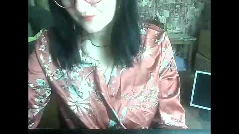 Snapshot of yanafiesta chatting on May 2026 12:00:02 PM yanafiesta online show from May 2026 12:00:02 PM