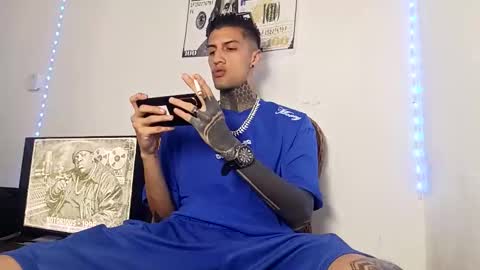 Snapshot of yanfranko420 chatting on February 2026 06:42:02 AM Yan online show from February 2026 06:42:02 AM