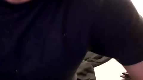 yangolox3 online show from November 2025 09:15:02 PM