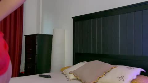 yanira_ass_ online show from April 2026 04:06:02 AM