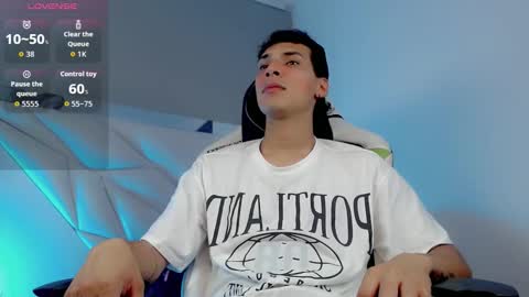 Snapshot of yankees_ chatting on September 2025 04:18:02 AM DANILO P online show from September 2025 04:18:02 AM