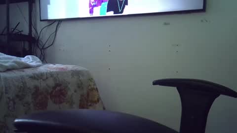 yannisv online show from February 2025 07:07:01 PM