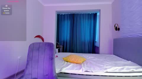 Yana online show from October 2025 04:18:02 AM