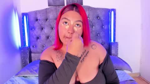 Snapshot of yara_flamer chatting on November 2025 11:12:02 AM Yara online show from November 2025 11:12:02 AM