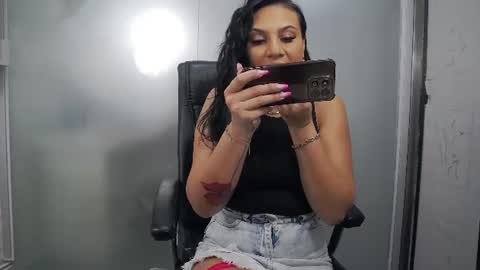Snapshot of yaraxcox chatting on July 2026 03:11:01 AM Yara online show from July 2026 03:11:01 AM