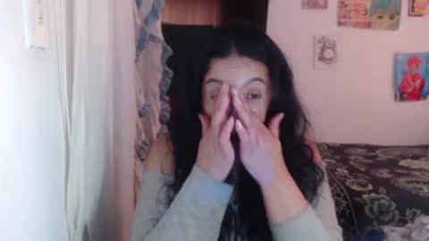 yasmin_love85 online show from February 2025 03:32:02 PM