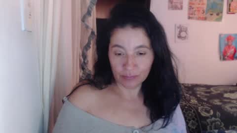 yasmin_love85 online show from February 2025 01:52:02 PM