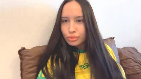 Yasmin online show from May 2026 12:44:02 PM