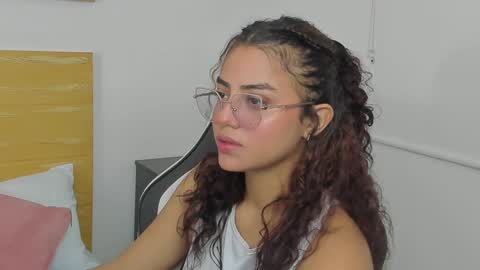 Snapshot of yaya23x chatting on January 2025 12:04:02 PM yaya23x online show from January 2025 12:04:02 PM