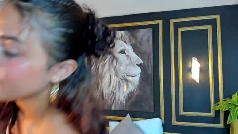 Snapshot of yaya23x chatting on February 2025 03:21:01 PM yaya23x online show from February 2025 03:21:01 PM