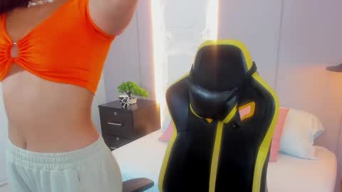 Snapshot of yaya23x chatting on February 2025 12:37:01 PM yaya23x online show from February 2025 12:37:01 PM