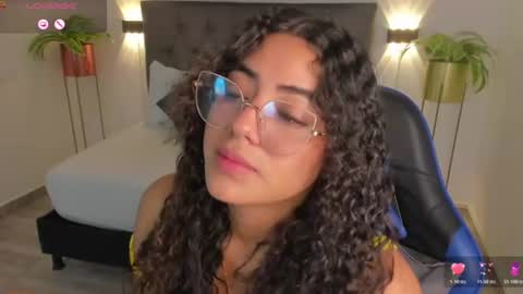Snapshot of yaya23x chatting on July 2026 03:33:01 PM yaya23x online show from July 2026 03:33:01 PM