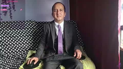 Hazzan y Greisy online show from December 2025 02:23:01 PM