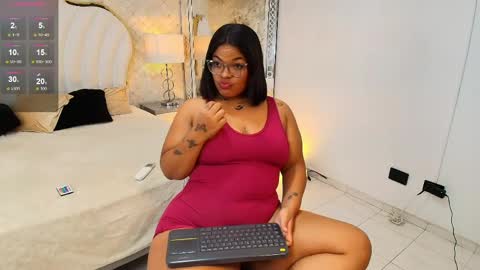 Snapshot of yazminjenner chatting on May 2026 05:56:02 AM YazminJenner online show from May 2026 05:56:02 AM