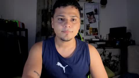 Snapshot of yeiko_44 chatting on April 2026 02:53:01 AM Yeiko online show from April 2026 02:53:01 AM